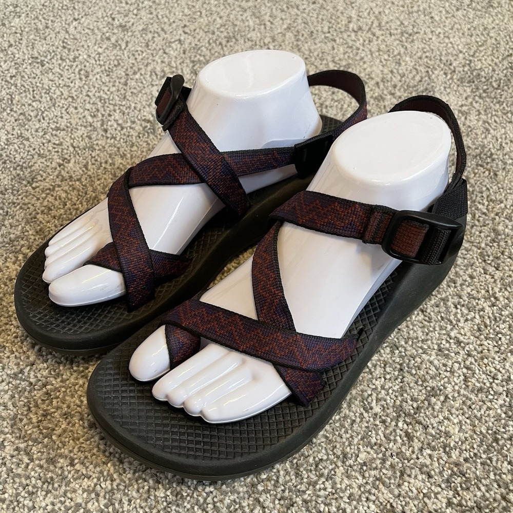 Vtg Y2K Chaco Sandals Strap Womens SZ 11 USA Gecko Purple Hiking Water Beach
